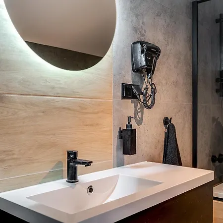 Loft House Double Z Ogrodkiem