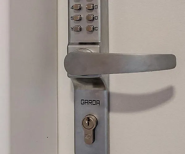 Loft House Double Z Ogrodkiem